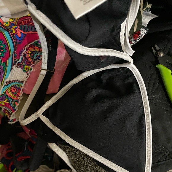 Collection back Catalina swim top - Picture 4 of 5